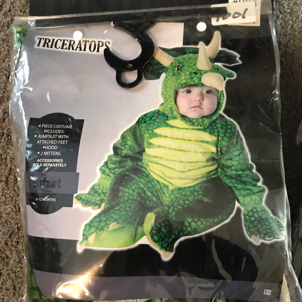 Baby Triceratops Halloween costume